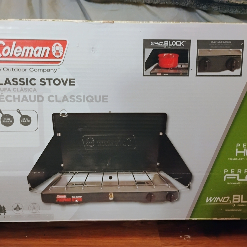 Coleman Classic Stove - Black and Silver